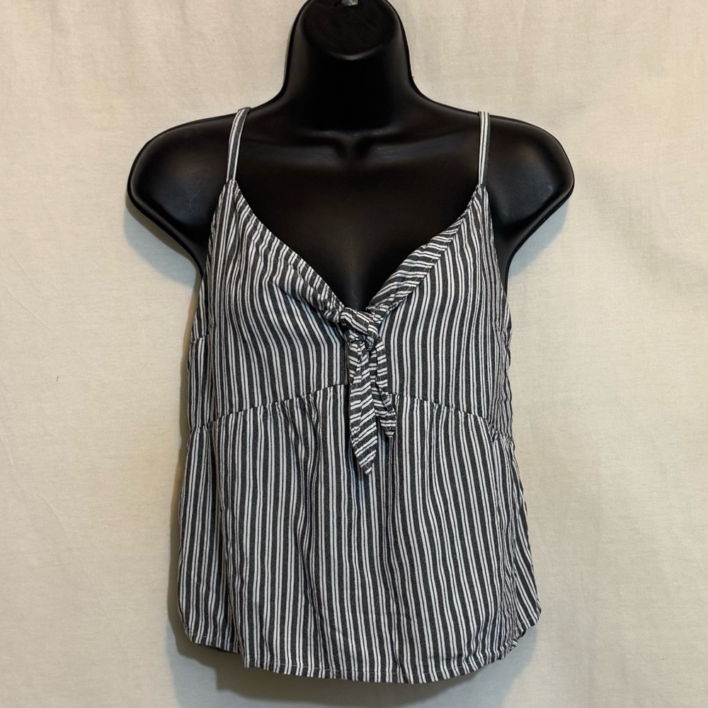 E-87 Hollister Gray & White Stripe Pullover Sleeveless Summer Tank Top‎ Size S
